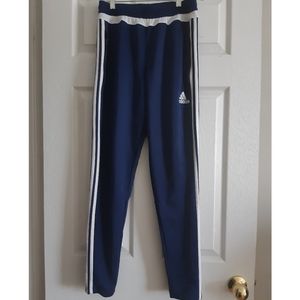 Adidas sweatpants slim cut